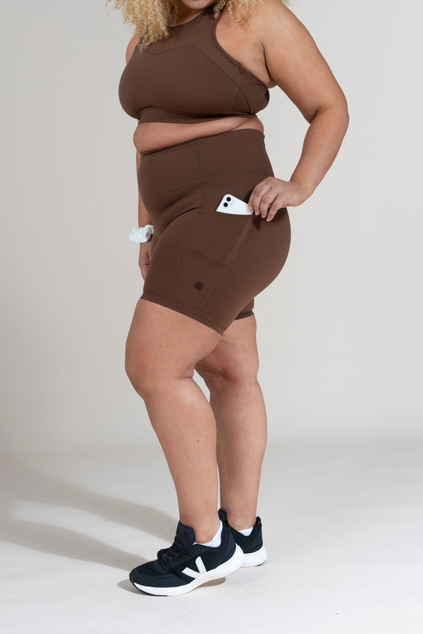 Uplift Pocket Short